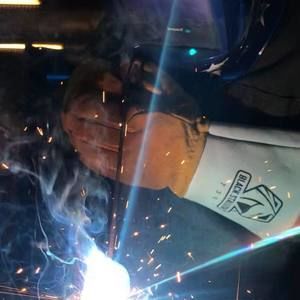 Meet your Posher, Clay